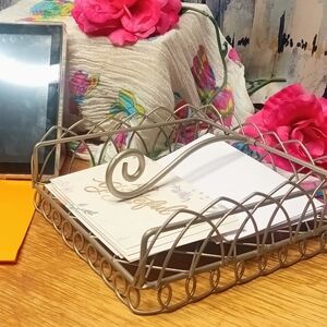 Silver Metal Tissue Or Paper Weight 🩶